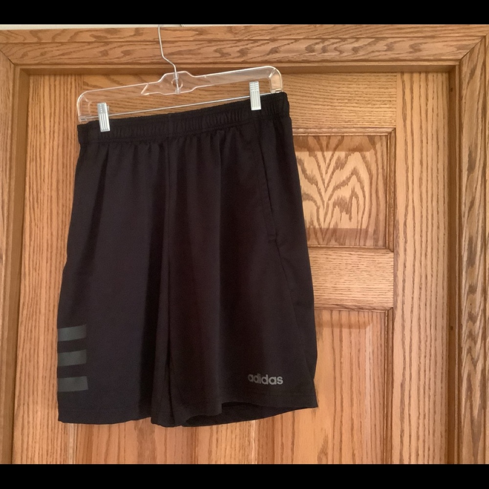 Preowned Men’s Adidas Black Large Basketball Shorts